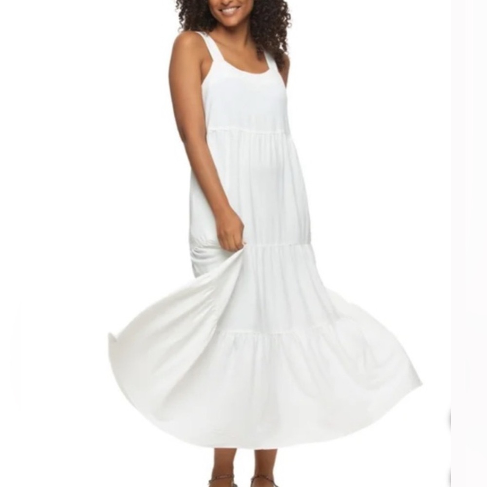 🌸 NWT Tiered Maxi Sundress – Effortless, Flowy & Chic! 🌸